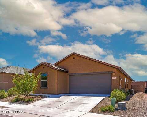 8766 E Stone Meadow Circle, Tucson, AZ 85730