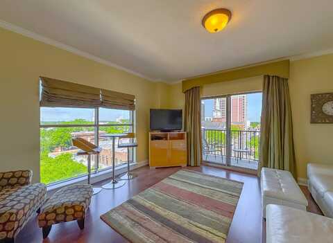 215 W College Avenue unit: 714, Tallahassee, FL 32301