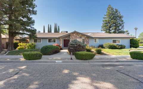 1621 E Finch Avenue, Tulare, CA 93274