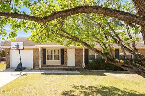 7591 Shumont Drive, Fayetteville, NC 28314