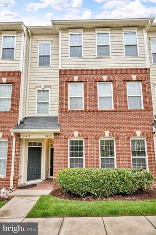 19430 NEWTON PASS SQUARE, LEESBURG, VA 20176