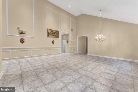 14 GLOBEFLOWER LA, WEST WINDSOR, NJ 08550