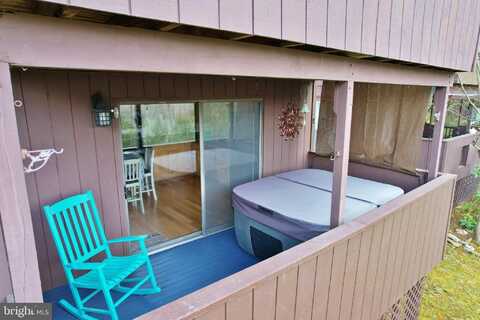 248 THE HILL, BASYE, VA 22810