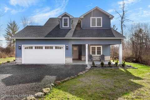 26 Debbie Drive, Athens, NY 12015