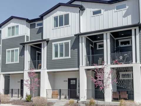 4696 W TALAVERA, Kearns, UT 84118