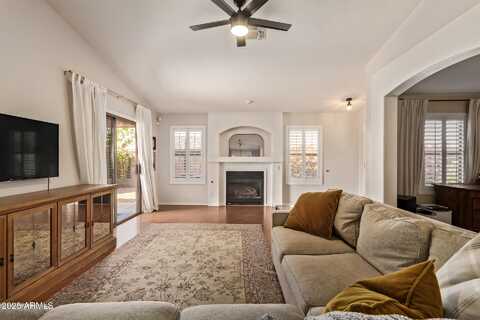 6061 E ROCHELLE Street, Mesa, AZ 85215