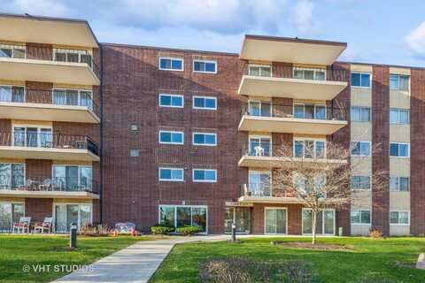5300 Walnut Avenue, Downers Grove, IL 60515
