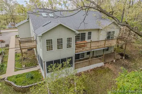 393 Crystal Springs Road, Linn Creek, MO 65052