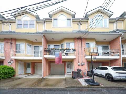 19 Ostrich Court, Staten Island, NY 10309