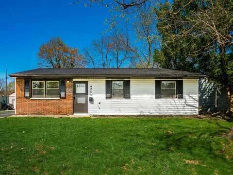4246 Dundee Avenue, Columbus, OH 43227