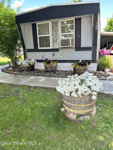 741 W KENTUCKY AVE, Hayden, ID 83835