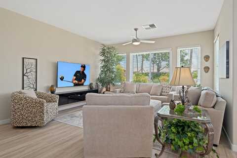 78152 Vinewood Drive, Palm Desert, CA 92211