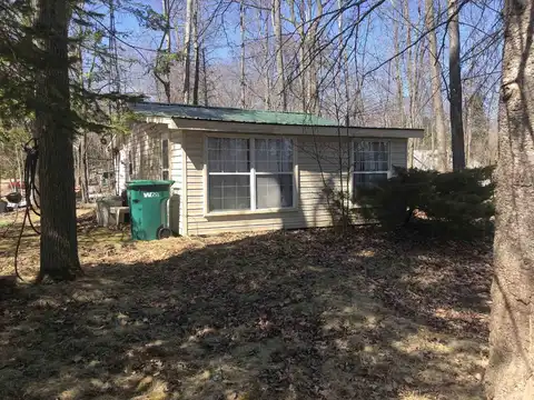 5067 Lake Point, Harrison, MI 48625