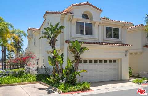 6455 Zuma View Pl, Malibu, CA 90265