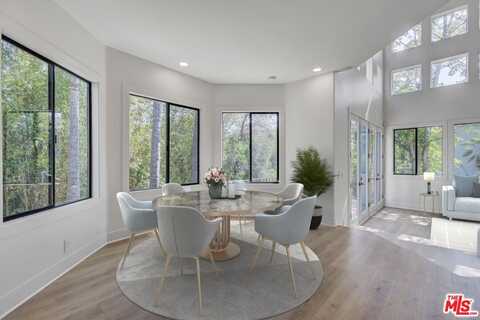 2741 Rinconia Dr, Los Angeles, CA 90068