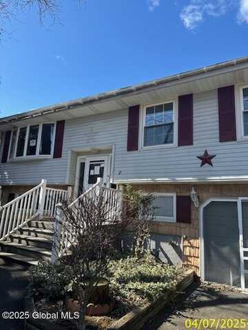 2 Morone Place, Colonie, NY 12205