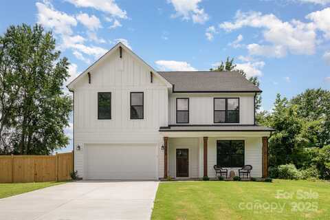 9615 Riviera Drive, Sherrills Ford, NC 28673