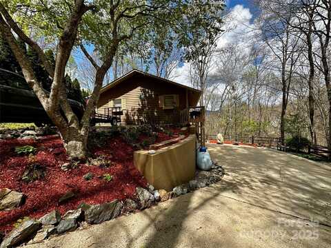 45 Pinecrest Drive, Franklin, NC 28734