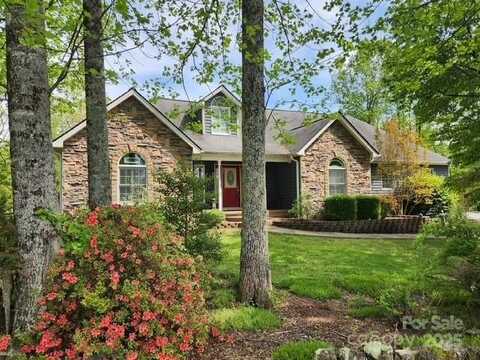 1340 Macedonia Road, Saluda, NC 28773