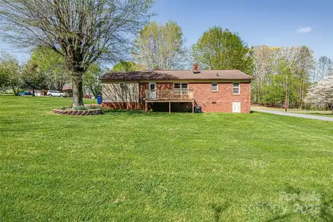 501 8th Avenue SW, Conover, NC 28613