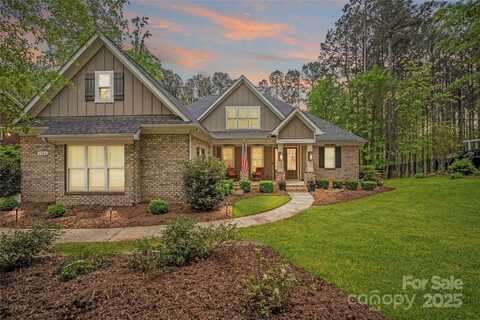 7982 Buena Vista Drive, Denver, NC 28037