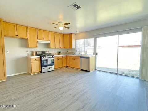 2373 Bryson Place, Simi Valley, CA 93065