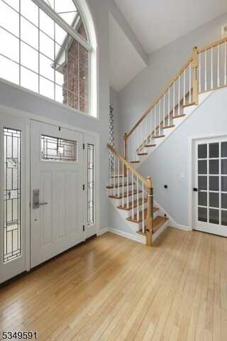 14 Red Bud Ln, Brick, NJ 08812