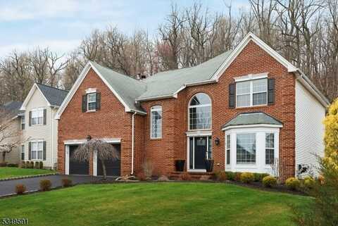 14 Red Bud Ln, Brick, NJ 08812