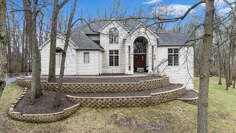 1002 Springview Court, Valparaiso, IN 46383
