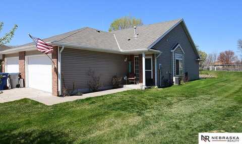 828 Norwood Drive, Lincoln, NE 68512