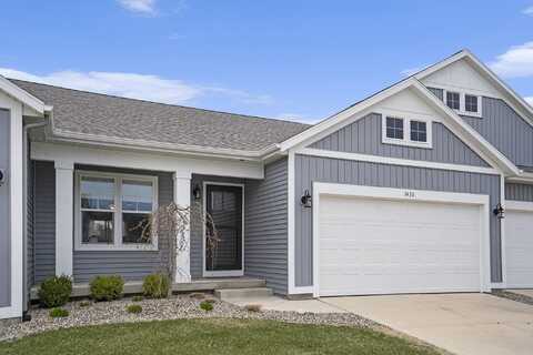 1430 N Village Circle, Kalamazoo, MI 49009