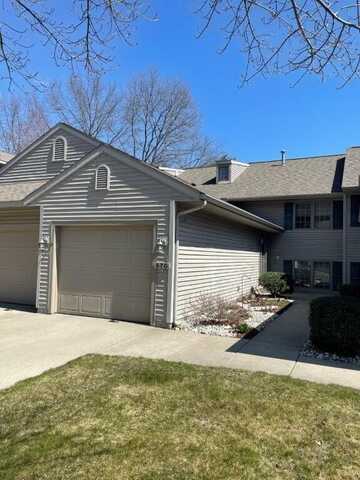 570 Tournament Circle, Muskegon, MI 49444