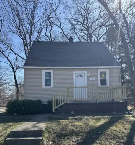 372 Creston Street, Muskegon, MI 49442