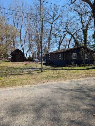 95383 Center Avenue, Dowagiac, MI 49047