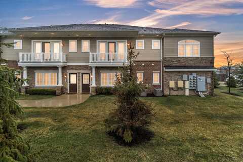 5666 Arbor Chase Drive, Ann Arbor, MI 48103