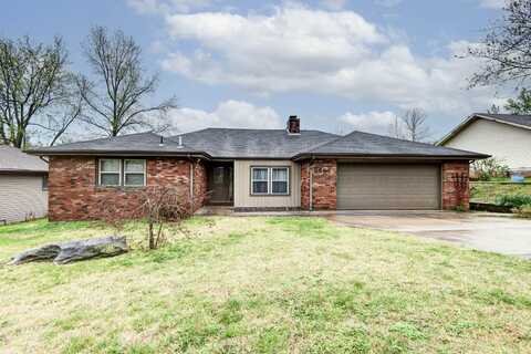2634 W Roxbury Street, Springfield, MO 65807