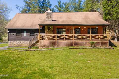 833 Union Hill Drive, Sevierville, TN 37876