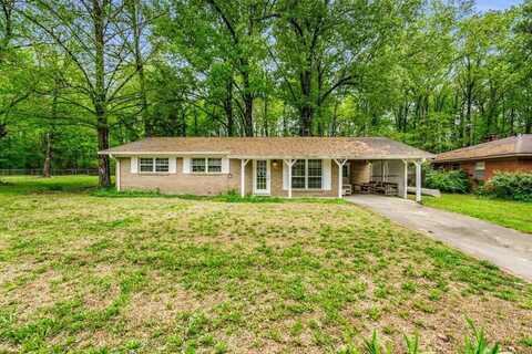 2701 Maple Dr, Starkville, MS 39759