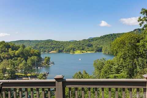111b Rue-de-Provence, Glenville, NC 28736