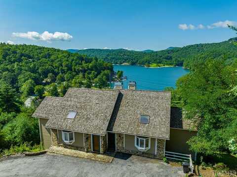 111b Rue-de-Provence, Glenville, NC 28736
