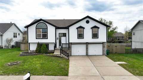 12203 E 214th Terrace, Peculiar, MO 64078