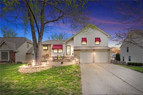 4012 NE Brooktree Lane, Kansas City, MO 64119