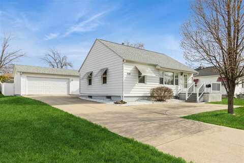 638 NE 36th St NE, CedarRapids, IA 52402