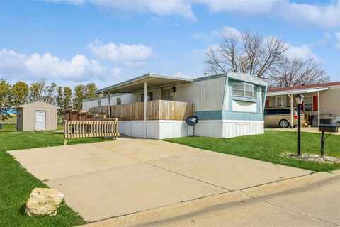 3 Grinnell St SW, CedarRapids, IA 52404