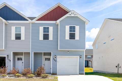 227 Shallowbag Bay Lane, Jacksonville, NC 28546