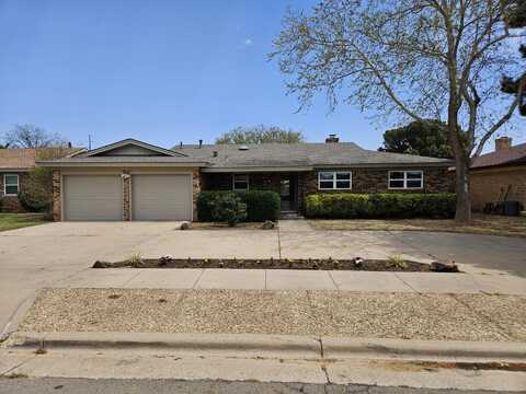 7407 Topeka Avenue, Lubbock, TX 79424
