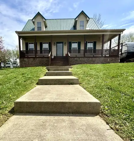 108 Maple Avenue, Millersburg, KY 40348