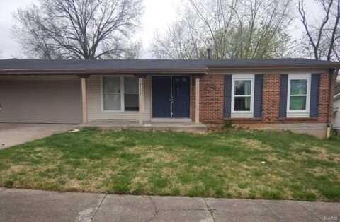 12111 La Padera Lane, Florissant, MO 63033