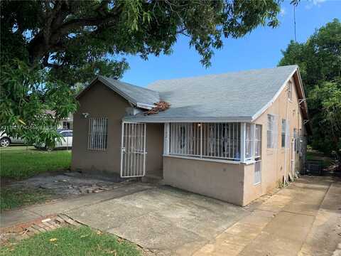 2142 NW 33rd St, Miami, FL 33142