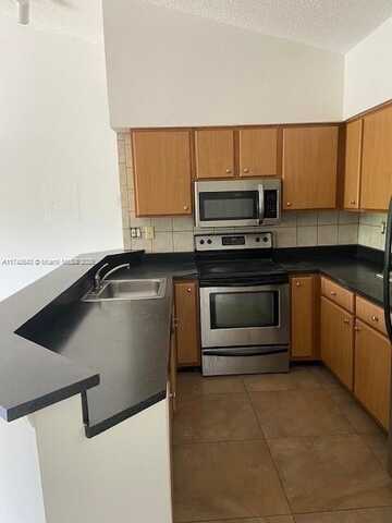 2445 SW 18th Ter, Fort Lauderdale, FL 33315